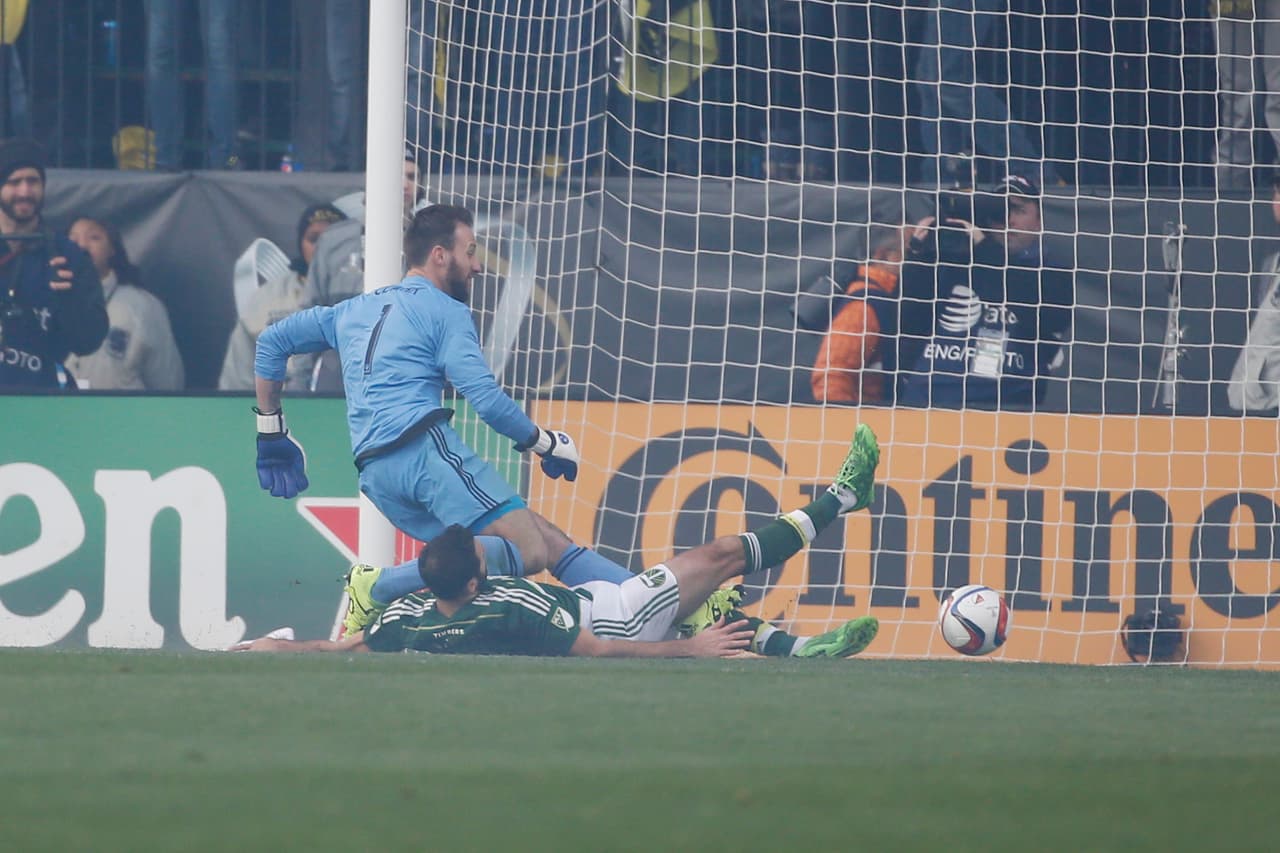 Un error del arquero Steve Clark en los primeros segundos del partido fue determinante en el resultado.