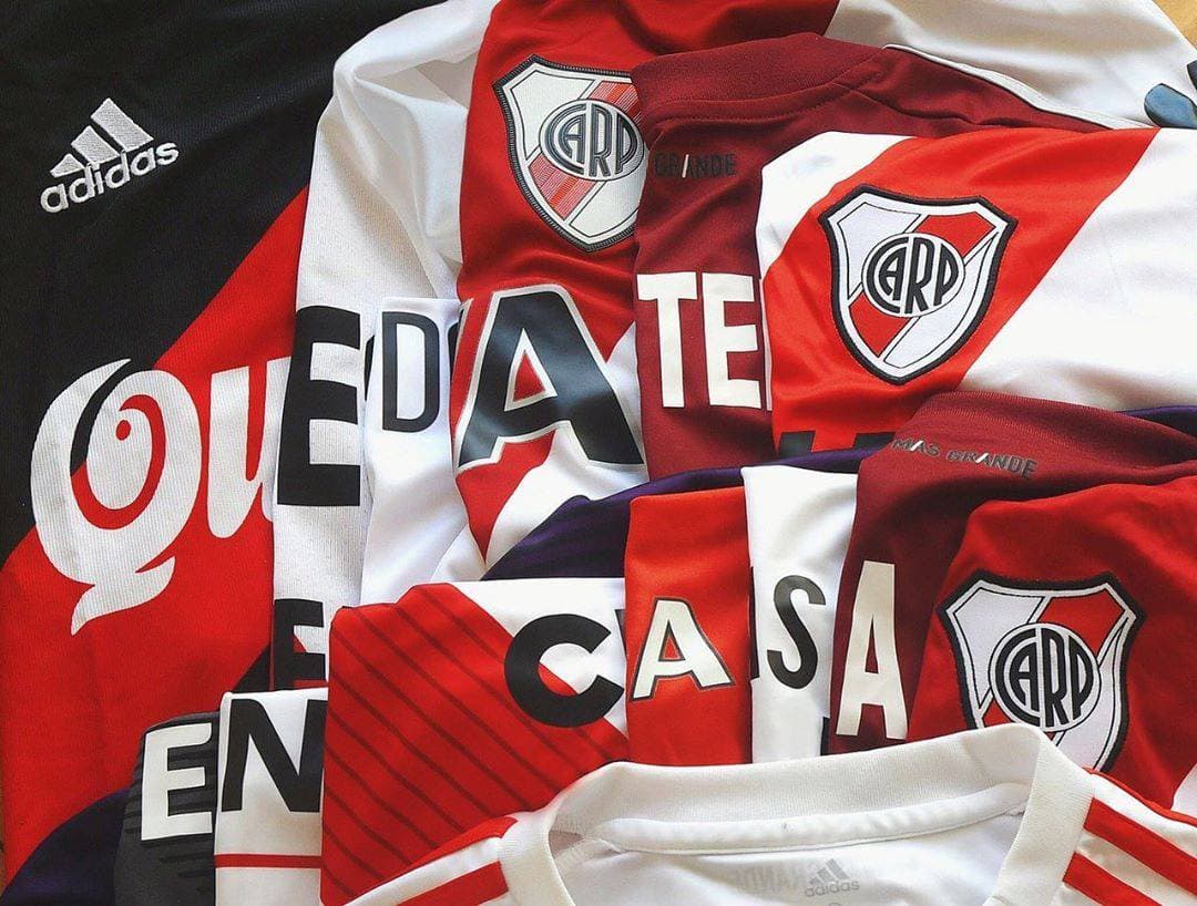 La iniciativa nació por parte de la Subcomisión del Hincha, a raíz de la idea del departamento cultural de River Plate.