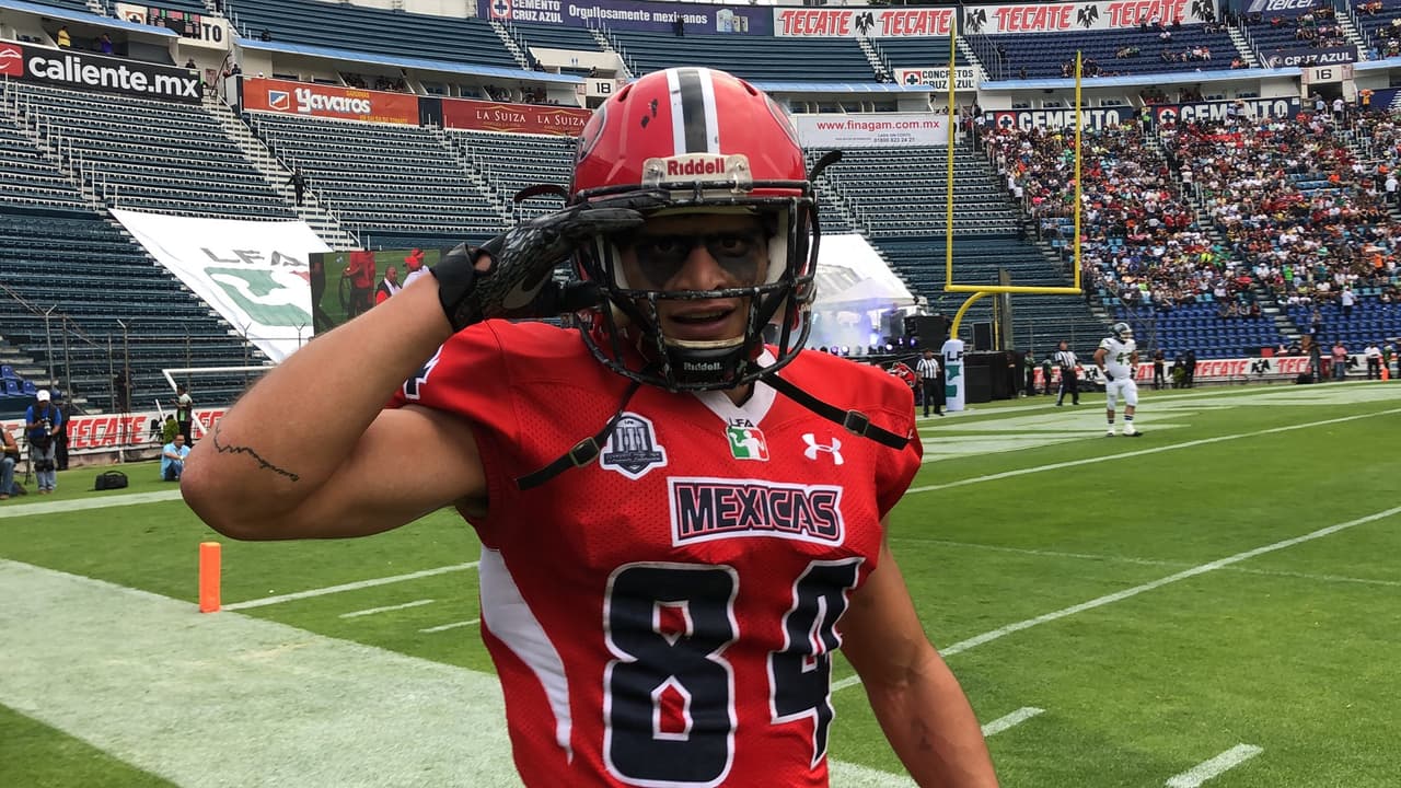 Guillermo Villalobos anotó los dos touchdowns del Tazón México III.