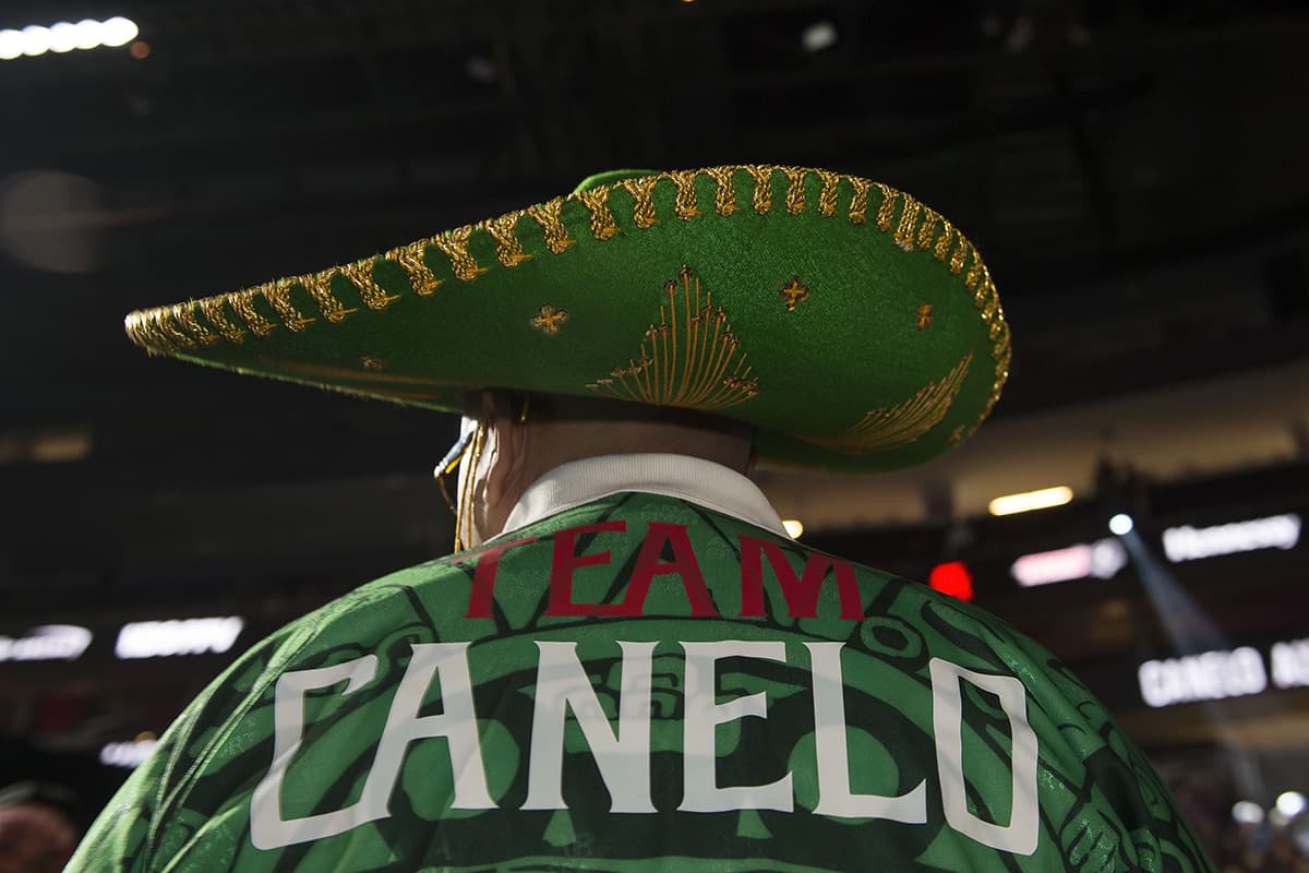 Foto de accion durante el pesaje oficial previo a la pelea Saúl "Canelo" Álvarez vs Gennady Golovkin 2 realizado en el MGM Hotel Casino en Las Vegas, Nevada. Action photo during the official weigh-in prior to the fight Saul "Canelo" Álvarez vs. Gennady Golovkin 2 performed at the MGM Hotel Casino in Las Vegas, Nevada. EN LA FOTO: