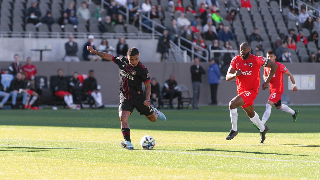 Josef Martínez marcó dos goles en ese encuentro.