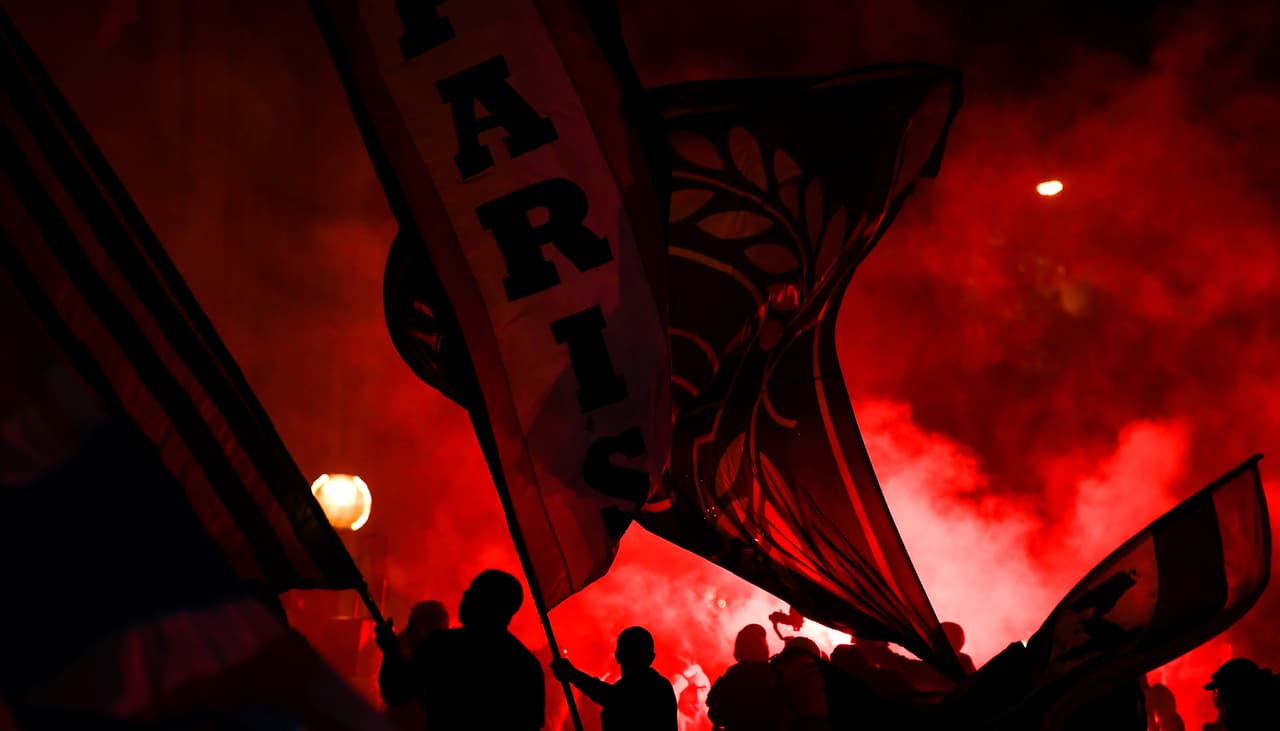 Así se vivió el ambiente del encuentro a puerta cerrada entre PSG y Borussia Dortmund en el Parque de los Príncipes.