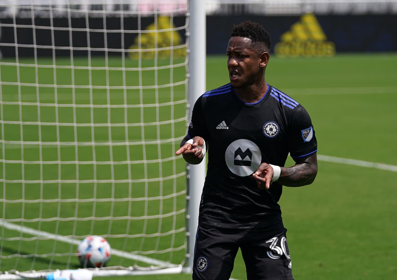 Hoy, 15 de septiembre, las naciones centroamericanas festejan el Día de la Independencia de sus países. Una fecha que es sentida como propia por todos los que estamos en Major League Soccer, una liga con muchísimas estrellas de esa parte del continente.
<br>