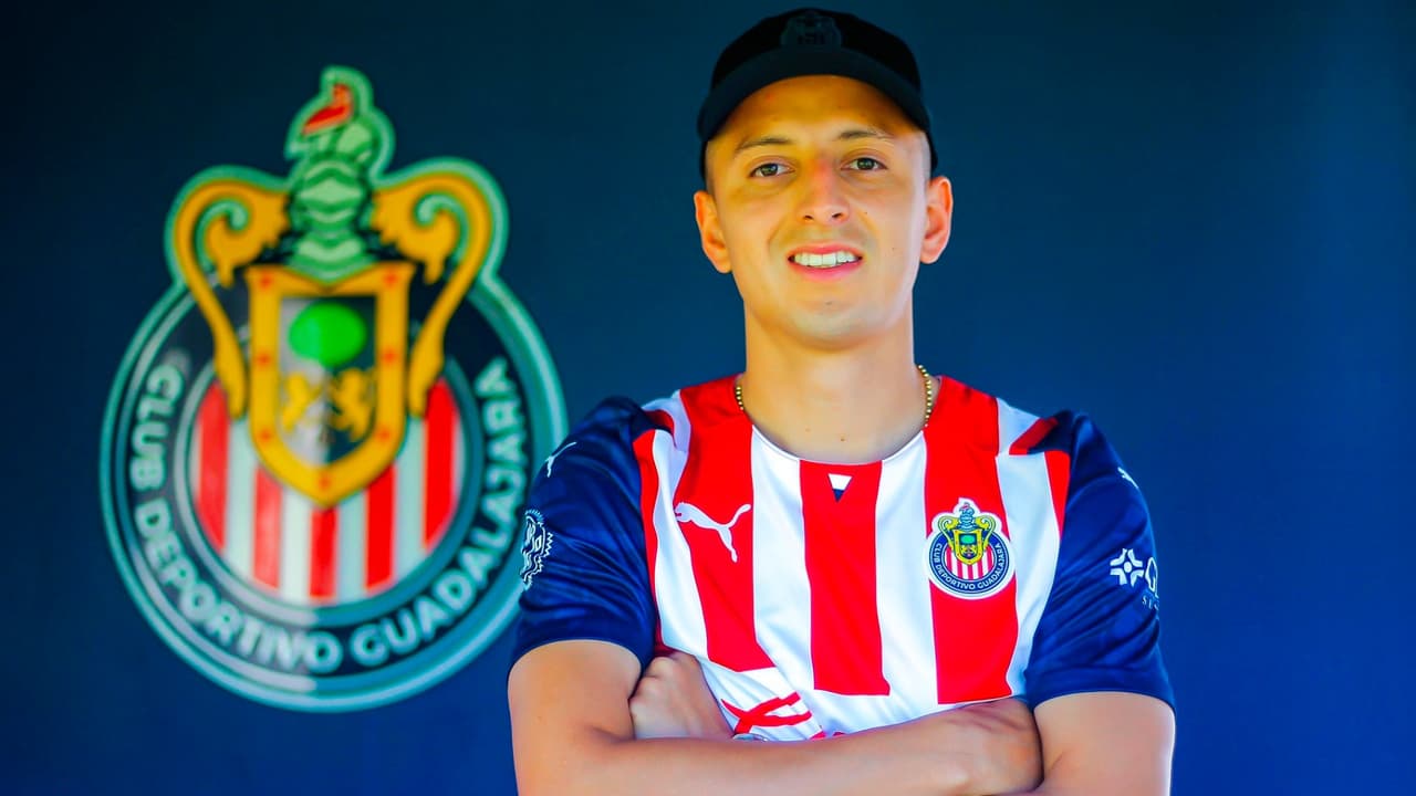 Roberto Alvarado declara ser más aficionado de Chivas que Chava Reyes