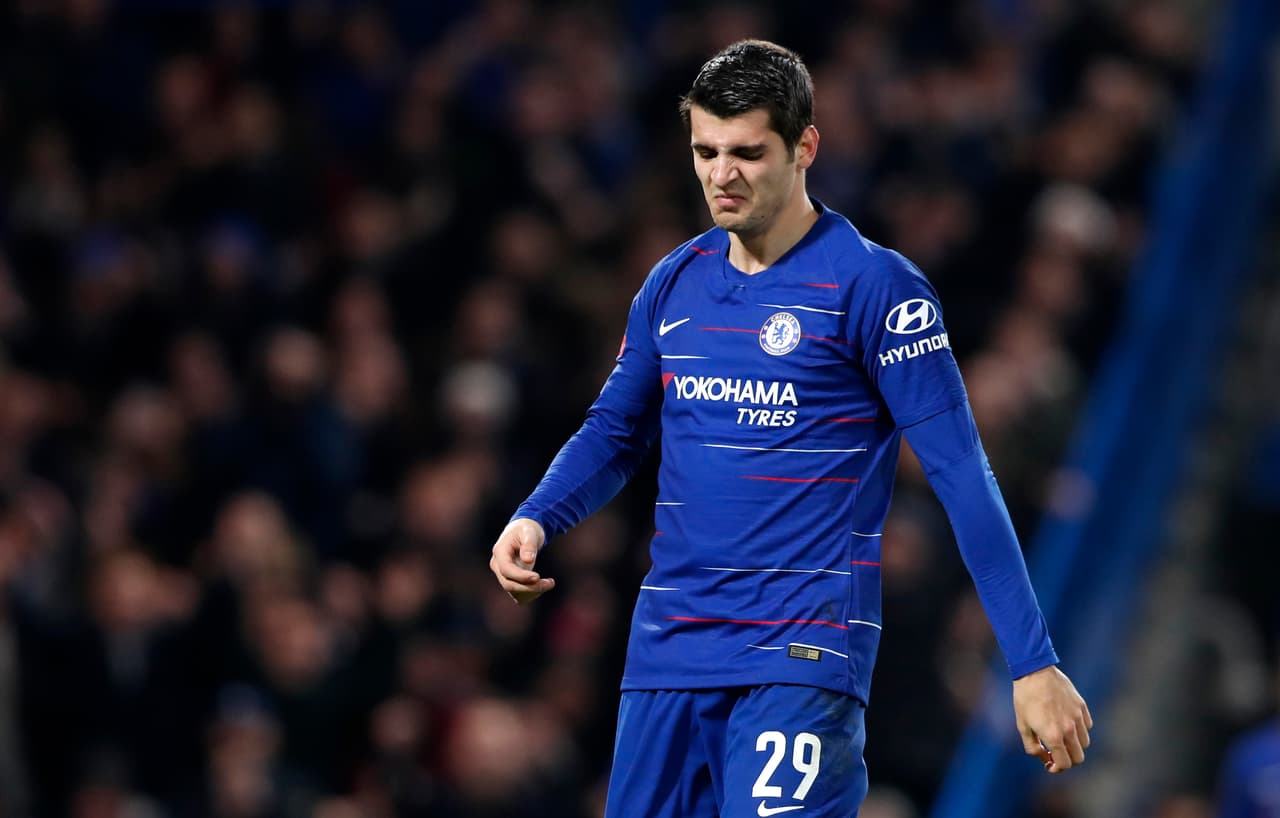<b>Álvaro Morata €66 millones de euros, llegó del Real Madrid.</b> El atacante tuvo un paso en la Juventus, lo que le regresó al Real Madrid, donde ganó la Champions pero jugando nada y decidió vestirse de Blue.