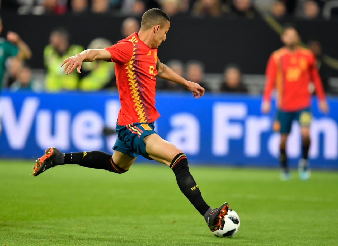 Con estos méritos comenzó a ser un fijo de las Selecciones Menores de España.