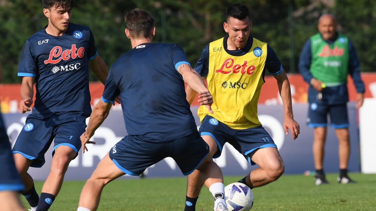 ‘Chucky’ Lozano puede dejar al Napoli para ir al West Ham