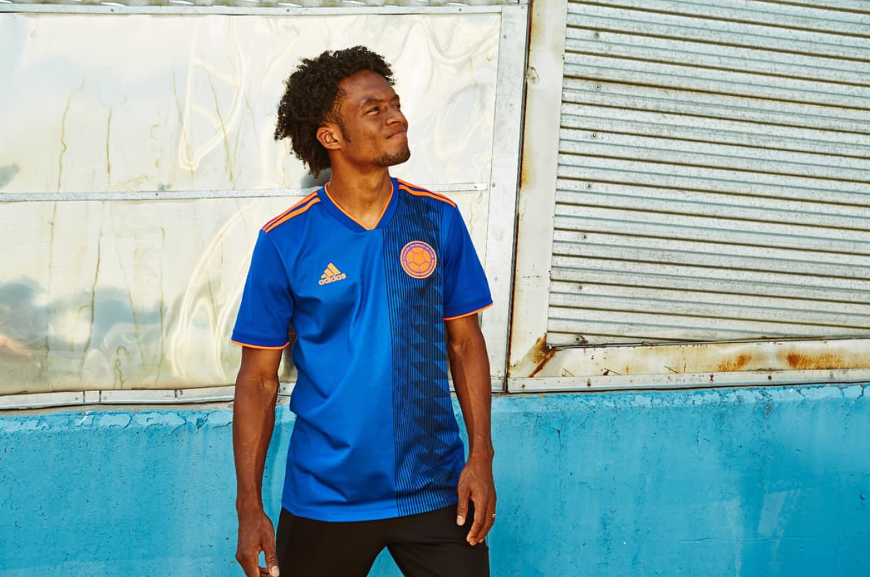 Playera alternativa de 
<b>Colombia </b>para Rusia 2018.