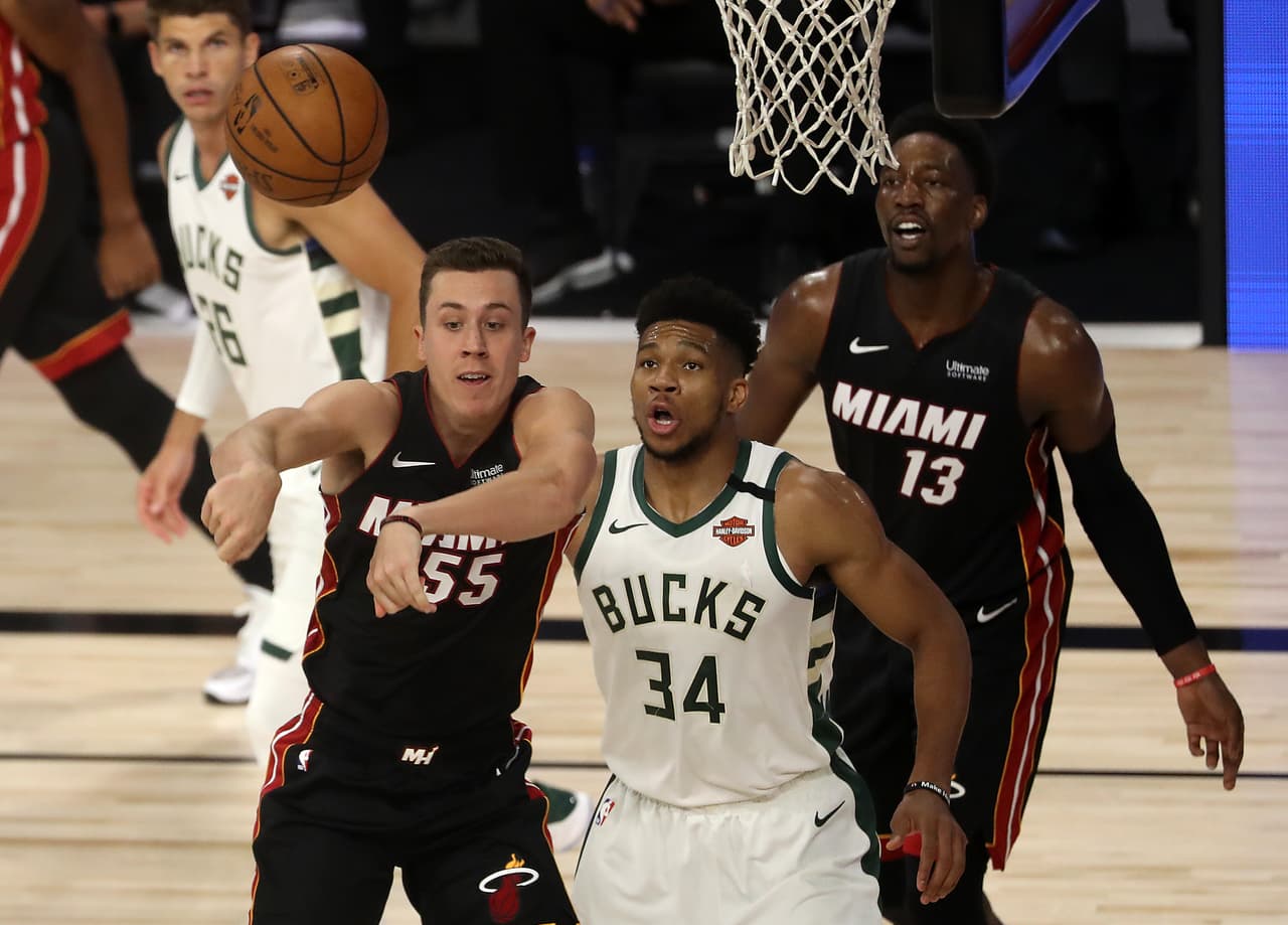 Giannis Antetokounmpo y los Bucks caen en el primero ante el Heat