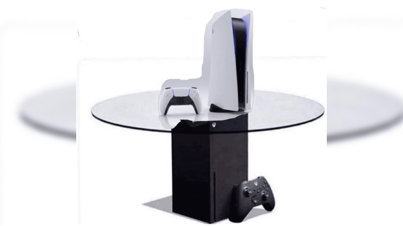 Cuando se dio a conocer el diseño de la nueva consola, varios usuarios publicaron fotos de artículos de casa, principalmente, refiriendo una similitud con el PlayStation 5.
