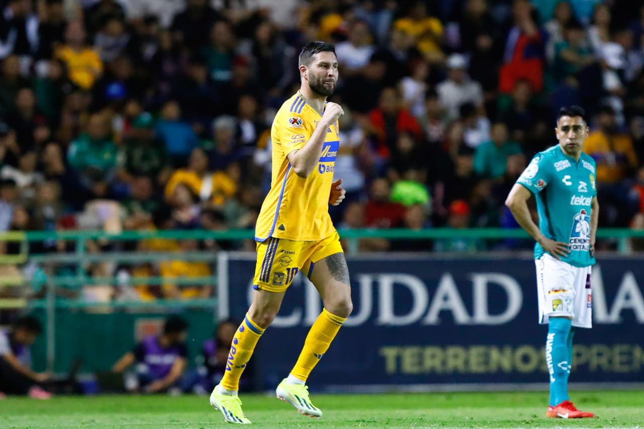 ¡Histórico! Gignac anota su gol 200 con Tigres ante León