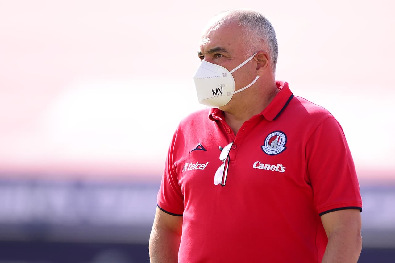 Memo Vázquez culpa al COVID-19 por lesiones en San Luis