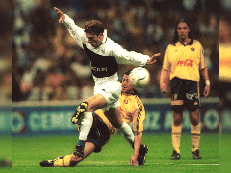 Fue así como José Luis Calderón y José Salgado hicieron los tantos seis y siete respectivamente.