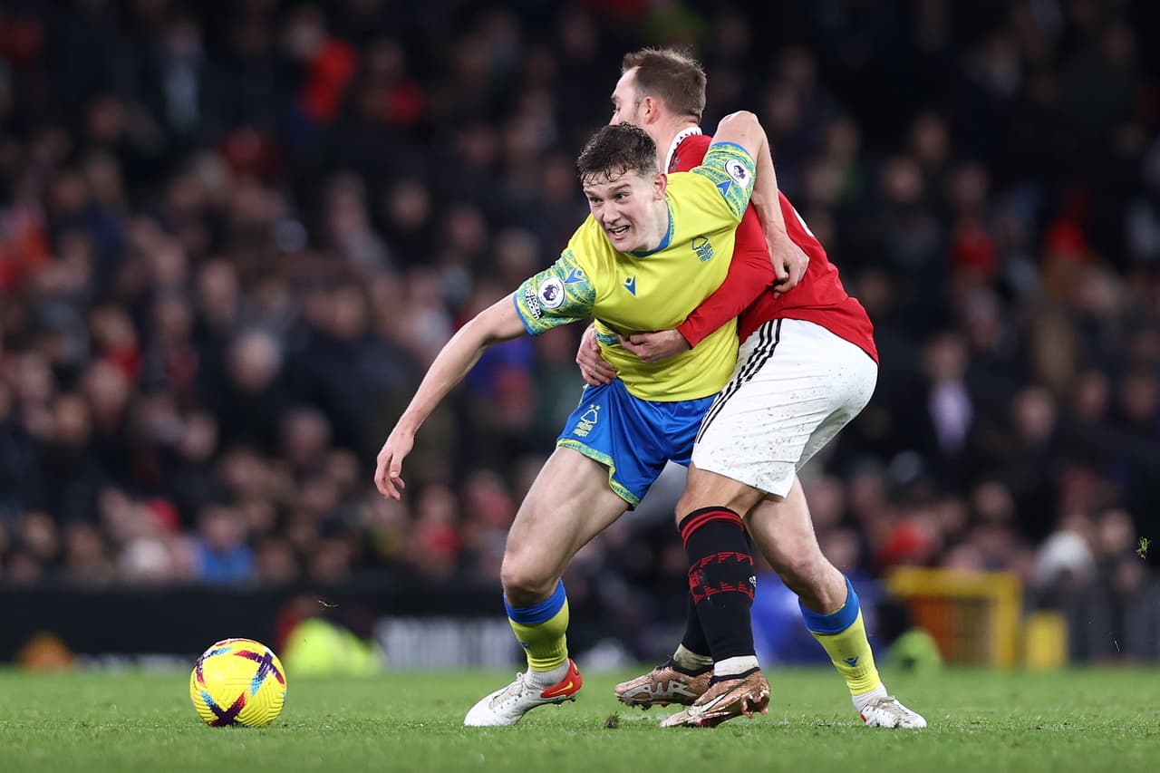 Manchester United volvió a jugar en Old Trafford en la Premier League con triunfo contundente sobre Nottingham Forest.
