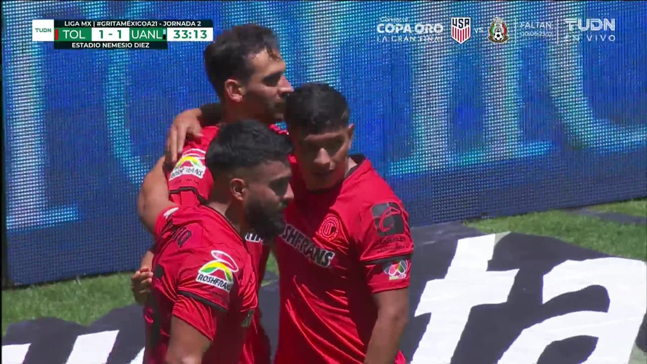 ¡GOL!  anota para Toluca. Raul Lopez