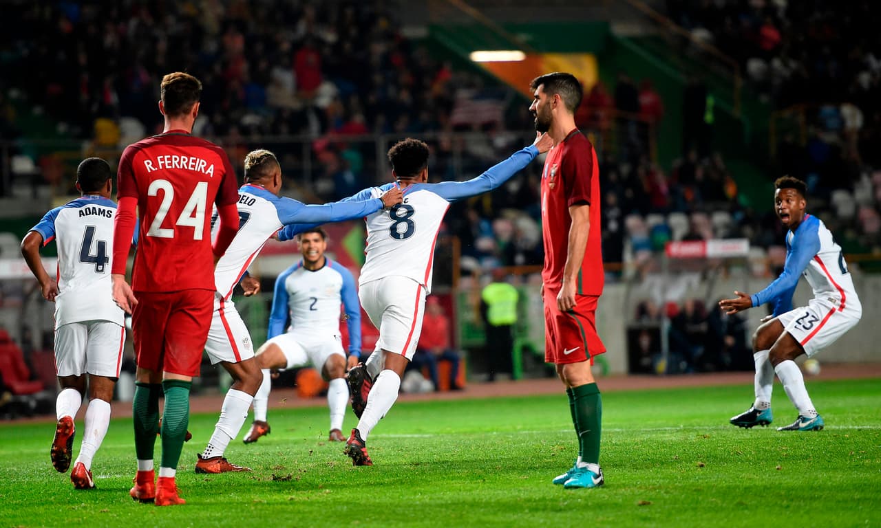 McKennie y compañía elaboraron una gran jugada para sorprender muy temprano a los campeones de Europa.