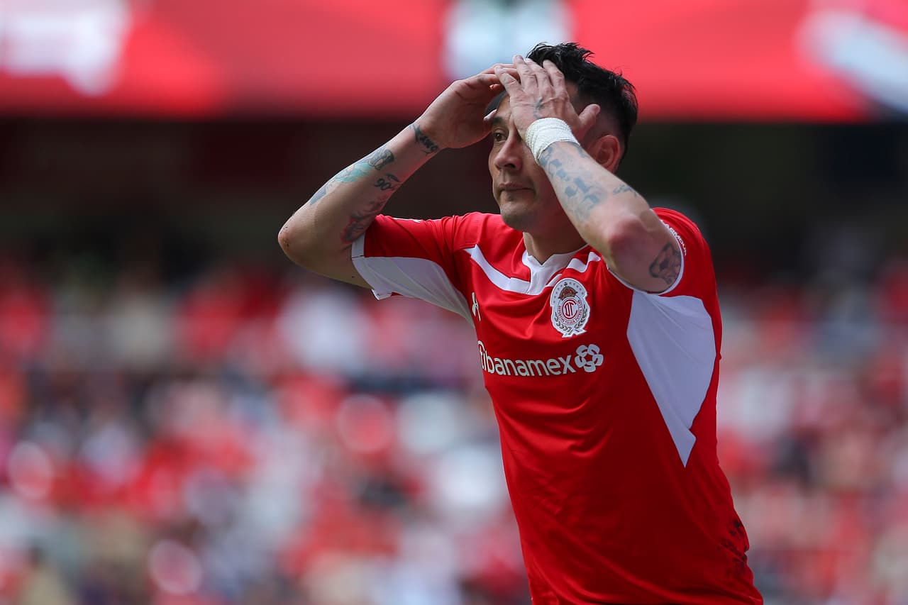 <b>Volante:</b> Rubens Sambueza (Toluca, -1)