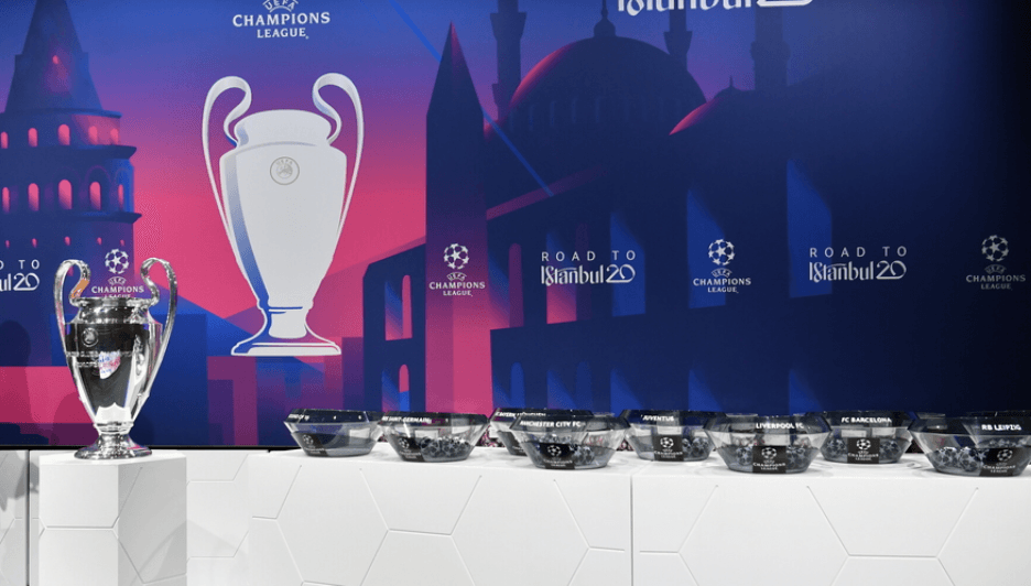 Dortmund - Paris, Real Madrid - City, Atalanta - Valencia, Atlético - Liverpool, Chelsea - Bayern, Lyon - Juve, Tottenham - Leipzig y Nápoles - Barcelona.