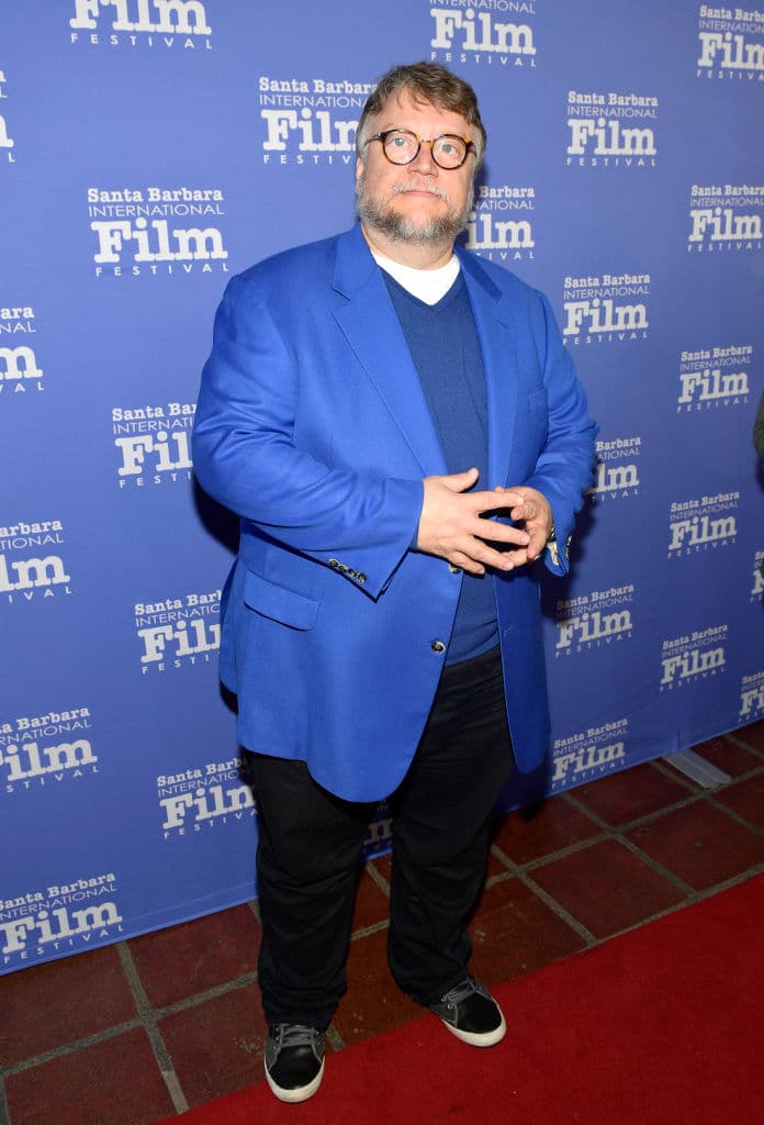 Blade II (2002) - Una nueva raza de vampiros, los Reapers, surge para atacar tanto a los humanos como a los de su propia raza, causando el terror.
<br>