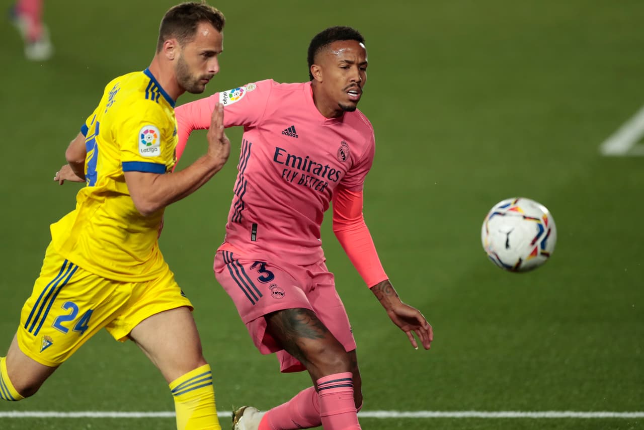 Los pupilos de Zinedine Zidane perdieron por la mínima y registran su primer descalabro en la justa española. | Anthony Lozano se encargó de enfriar a los madrileños desde los 16’ de juego. Real Madrid se medirá al Shakhtar en duelo de Champions y Cádiz se medirá al Villarreal en La Liga.