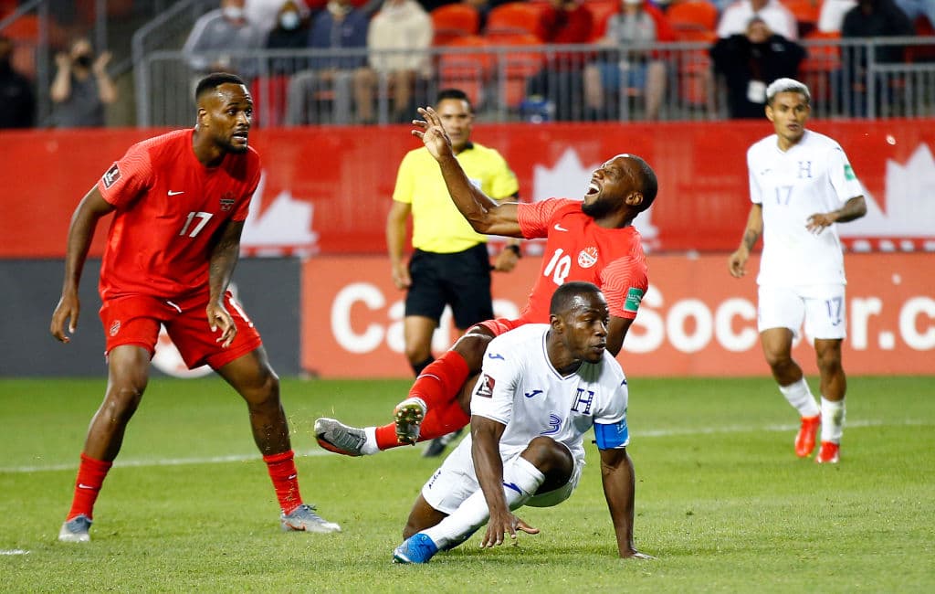 Con dos goles desde el punto penal, Canadá y Honduras empatan 1-1 en casa de la hoja de maple.