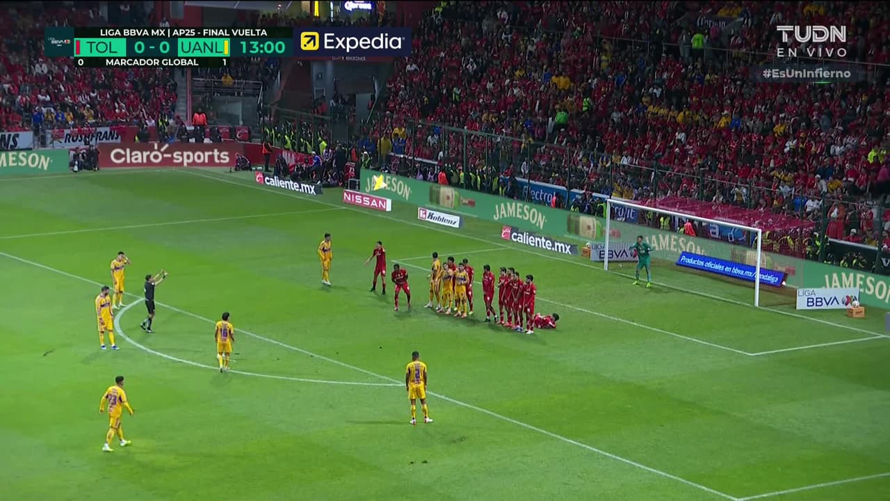 ¡GOL!  anota para Tigres. Fernando Gorriarán