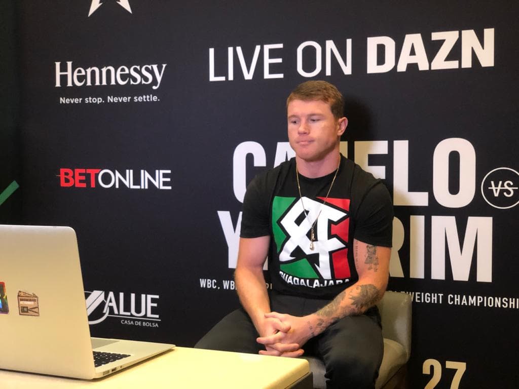 El turco Avni Yildirim y Saúl Álvarez se medirán el próximo 27 de febrero por el título mundial del peso supermediano del Consejo Mundial de Boxeo. El combate sucederá en Miami, en las instalaciones del Hard Rock Stadium.