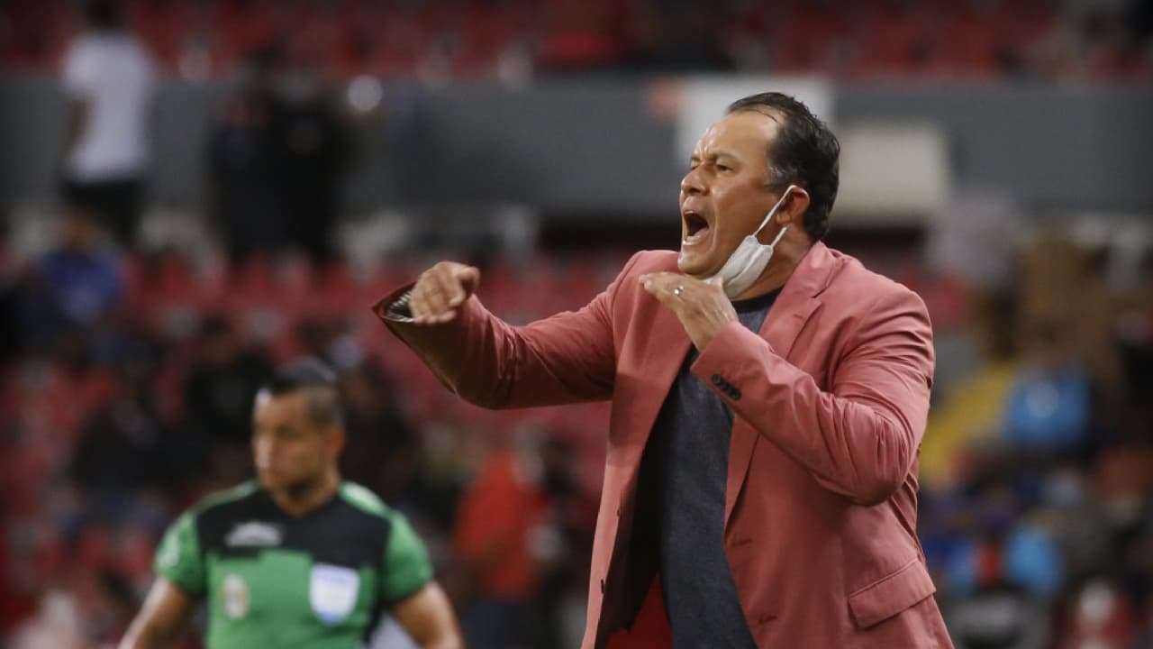 Reynoso tras empate ante Atlas: "Me voy a ir a dormir tranquilo"
