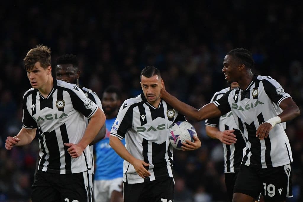 Ilija Nestorovski descontó para el Udinese sobre los 79 minutos y le dio un envión anímico a su escuadra para la respuesta de los Friluani en la recta final del compromiso.