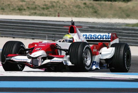 A la sombra de su hermano Michael, Ralph Schumacher tuvo una muy digna carrera en la Fórmula 1 en donde ganó 6 carreras en 11 temporadas. Dejó las pistas de velocidad tras competir en la DTM en Alemania, su país natal.