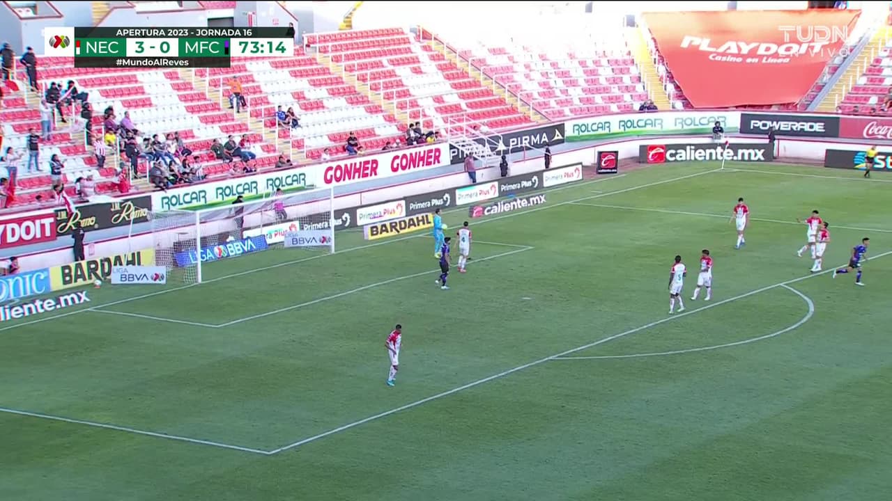 ¡TIRO ATAJADO! disparo por Omar Moreno.