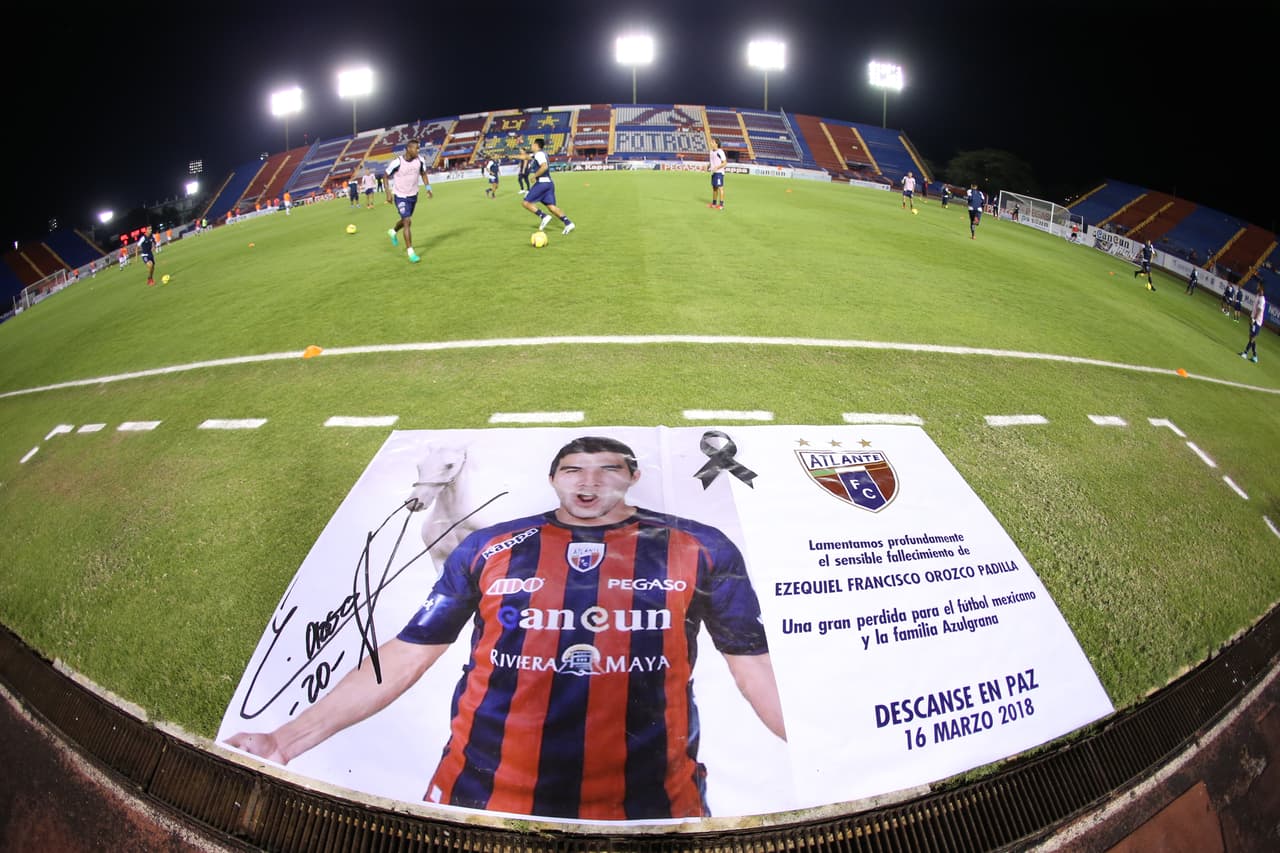 Hubo múltiples homenajes en el fútbol mexicano en honor al jugador que hizo parte de varios equipos de la Liga MX, siendo más destacado en Atlante.