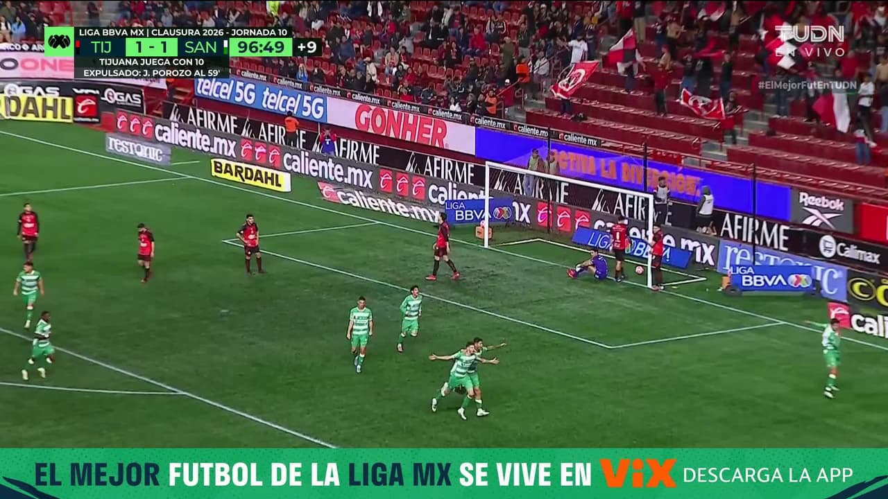 ¡SE ROMPE EL CORAZÓN DE TODOS LOS LAGUNEROS! ¡Parecía que Santos por fin ganaba de visita después de dos años pero el gol fue ANULADO!