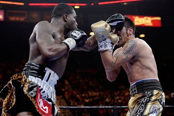 Pocas veces apretó el acelerador, a decir verdad no lució, pero tampoco decepcionó, dominó la pelea y ganó cada round con lo justo.