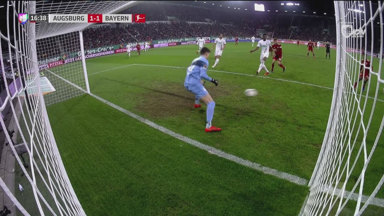 Gran carrera de Kingsley Coman y el Bayern Múnich consigue el 1-1 ante el Augsburg