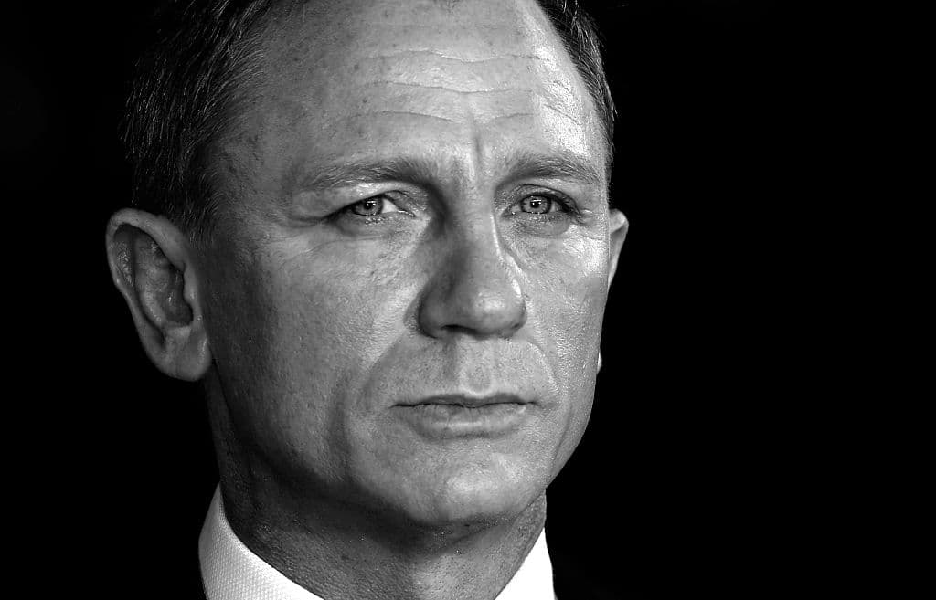 Daniel Craig se emocionó después de filmar su escena final como James Bond en la próxima aventura de 007 "No Time to Die", que será su última salida como el súper espía.