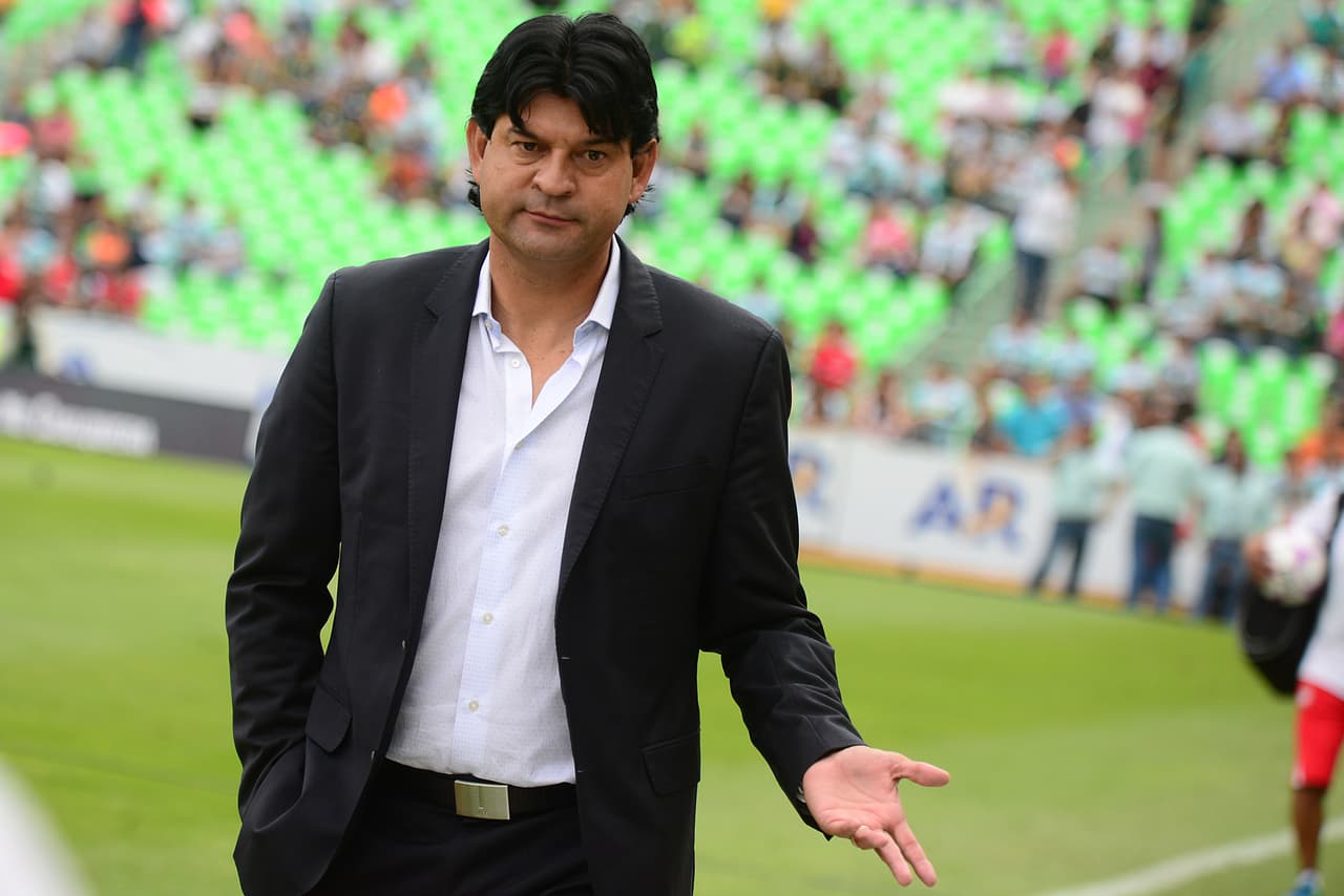 Cardozo debe de estar un poco preocupado de que sus Diablos no bajen el ritmo, pues entre descansos por compromisos de selección sus rojos lograron 3 victorias y dos empates, con una marca de 11 anotados por seis recibidos.