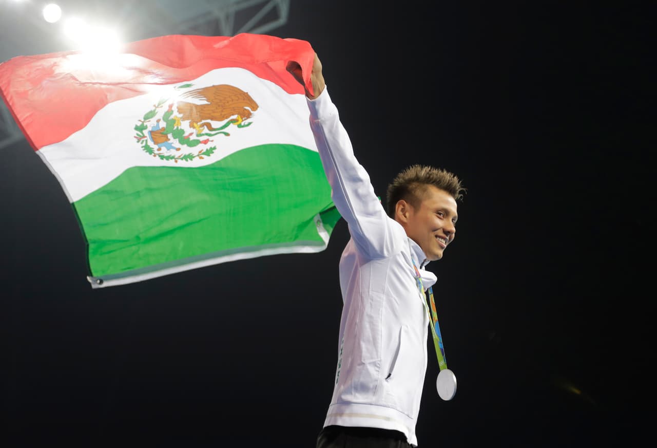 El mexicano Germán Sánchez se adjudicó la medalla de plata en la prueba de clavados de plataforma 10 metros, mientras su compatriota Iván García se quedó fuera del podio en los Juegos Olímpicos de Río 2016.