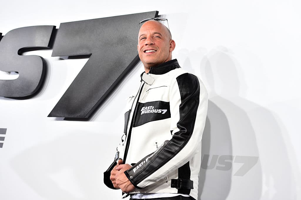 “… y me di cuenta que tenemos una diferencia fundamental en las filosofías de cómo abordar la realización de películas y la colaboración…”, dijo The Rock.