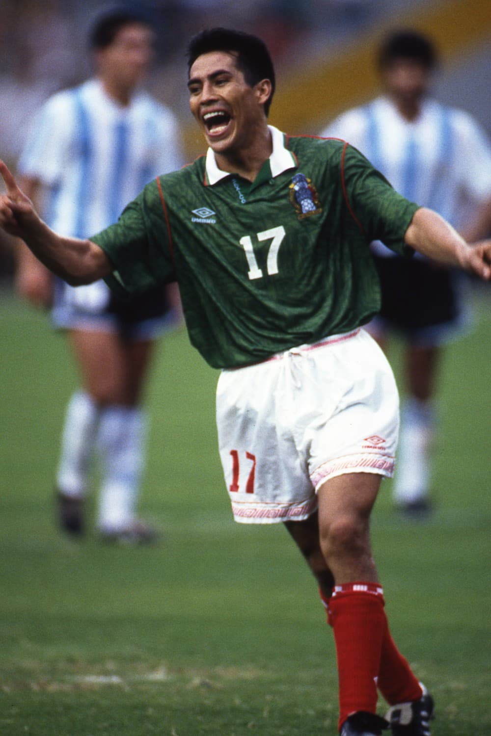 La zurda privilegiada de Benjamín Galindo colocaba el balón en cualquier rincón inaccesible para los mejores porteros. Anotó un penal en la Final de la Copa América Ecuador 1993 ante Argentina, cuyo portero, Sergio Goycoechea, tres años antes llevó a la 'Albiceleste' hasta la Final del Mundial de Italia gracias a sus atajadas.