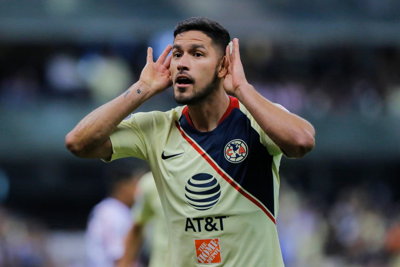 Así fue el festejo del Guaraní Valdez tras marcar el gol antes de la hora de partido.