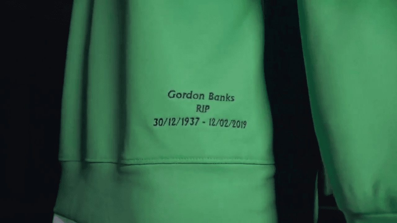 Por la jornada 34 del Championship, el Stoke City recibirá al Aston Villa y aprovechará para rendirle un homenaje al fallecido Gordon Banks. El portero inglés, además de ser un histórico de la selección de los Tres Leones, dejó un legado imborrable en 'The Potters' con su ya legendario jersey verde el cual vestirá Jack Butland.
