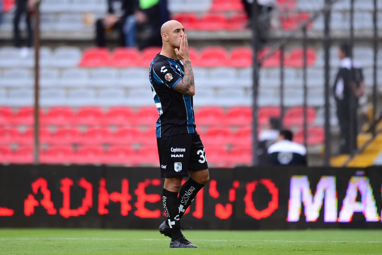 El Querétaro dominó a los Xolos de principio a fin y terminó goleándolos por 3-0 con goles de Nahuelpán, Ruiz y Castillo.