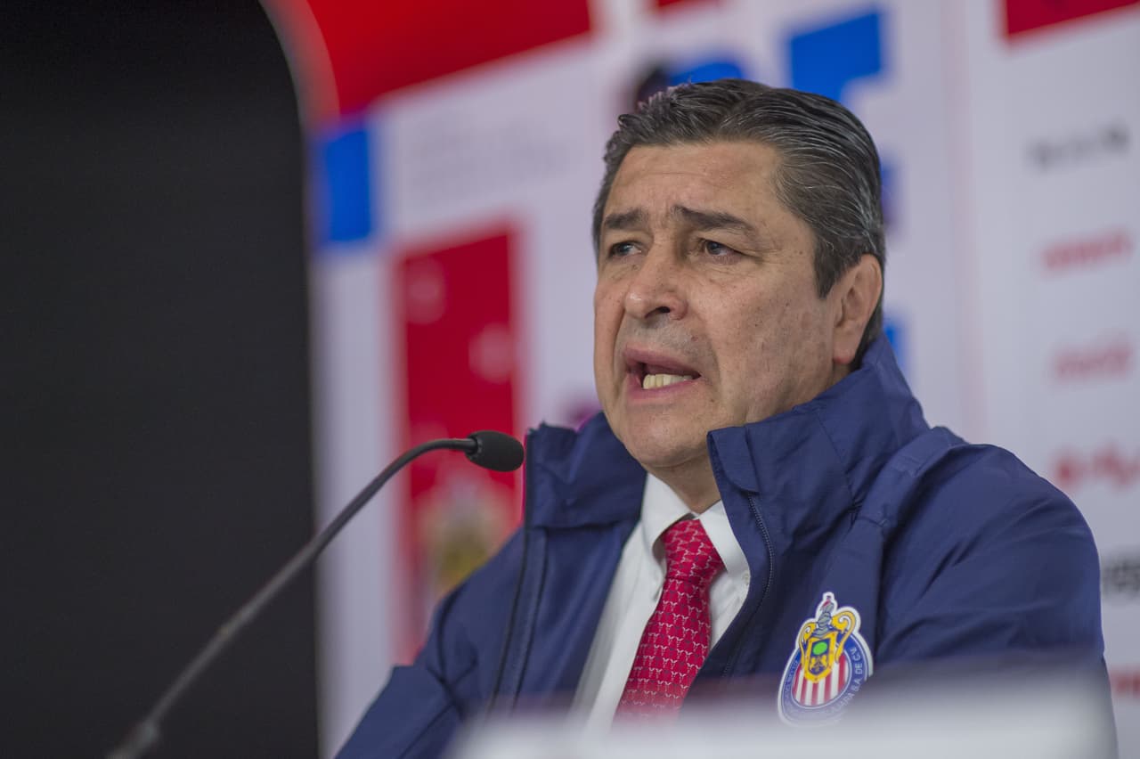 'Flaco' Tena solo ve a Pulido fuera de Chivas si va a Europa