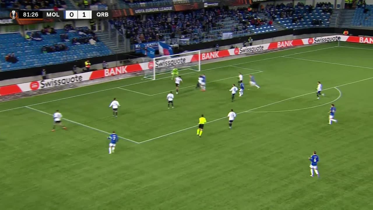 ¡GOL!  anota para Molde. Kristian Eriksen