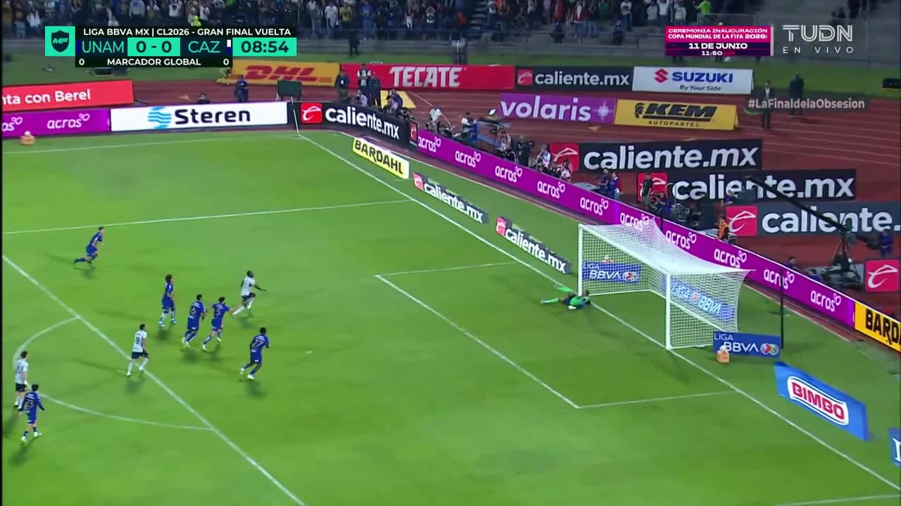 Se marcó fuera de juego pero esa atajada increíble de Keylor se merece los aplausos
