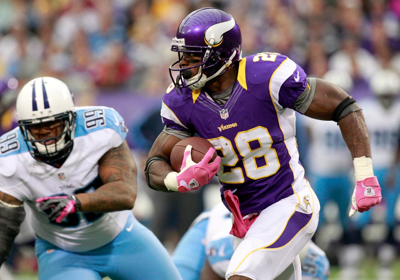 Adrian Peterson quiere que los Minnesota Vikings honren el contrato que firmaron