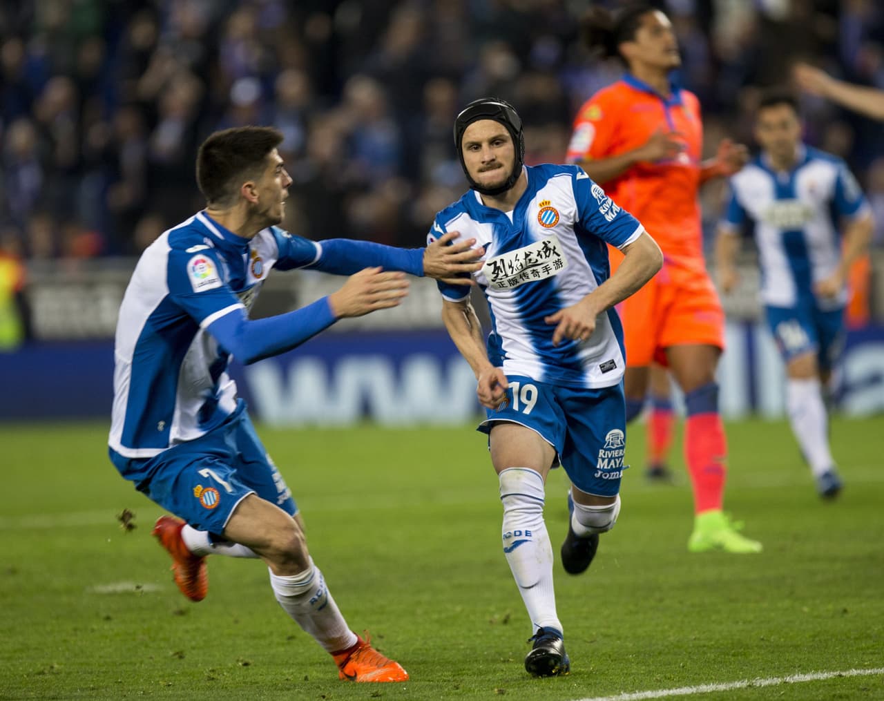 Tras el segundo gol del Espanyol, que lo hizo Gerard Moreno, Pablo Piatti se reportó con el 3-2 desde el punto penal.