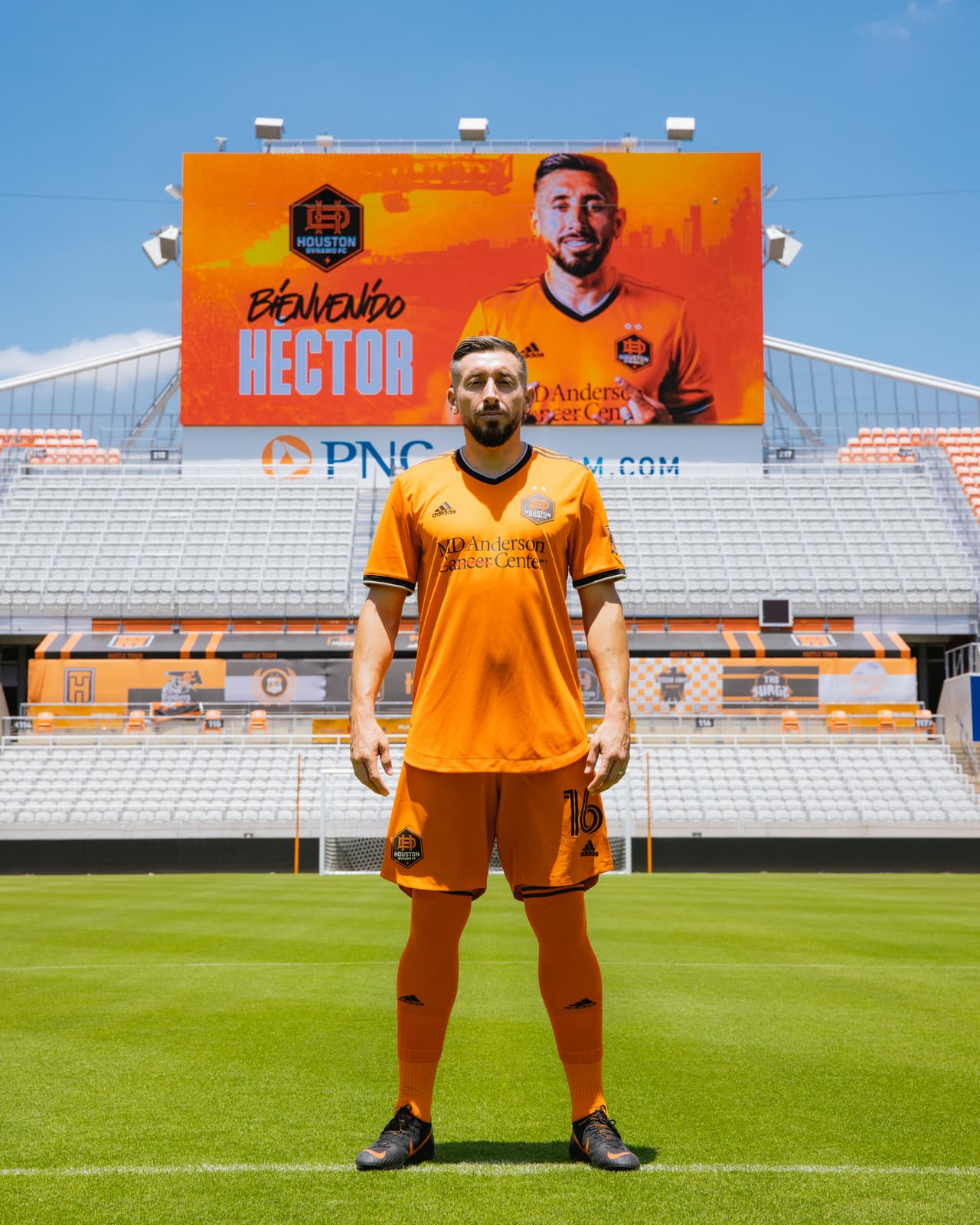 Llegó la hora 'H.H.': el viernes por la mañana, Héctor Herrera completará su primer entrenamiento como jugador de Houston Dynamo FC en la MLS.