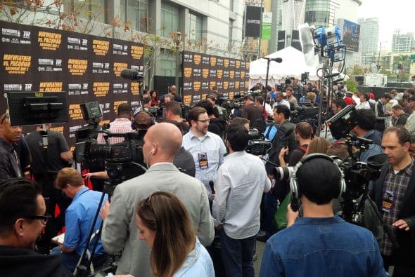 Más de 700 reporteros estuvieron en la conferencia de Manny Pacquiao y Floyd Mayweather Jr., denominada la "Pelea d‎el Siglo".